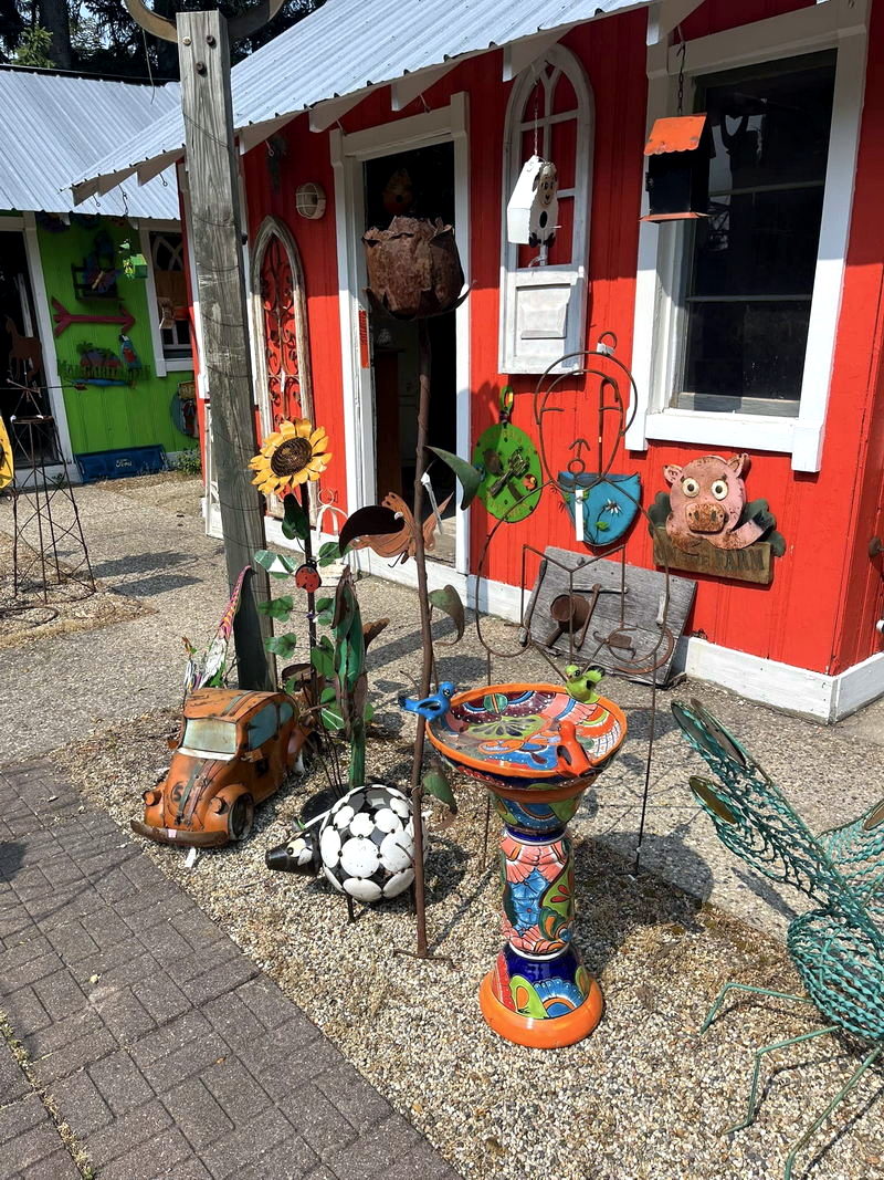 Willow Bend Antiques & Estate (Willow Bend Farm) - From Web Listing (newer photo)